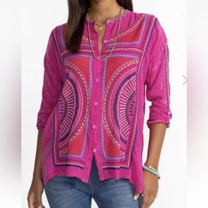 Johnny Was Audrey Mandarin Collar Blouse in Pink Medium M Geometric